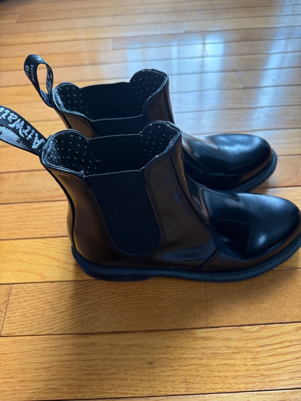 NWOT Dr. Martens Women's Black Chelsea Ankle Boots